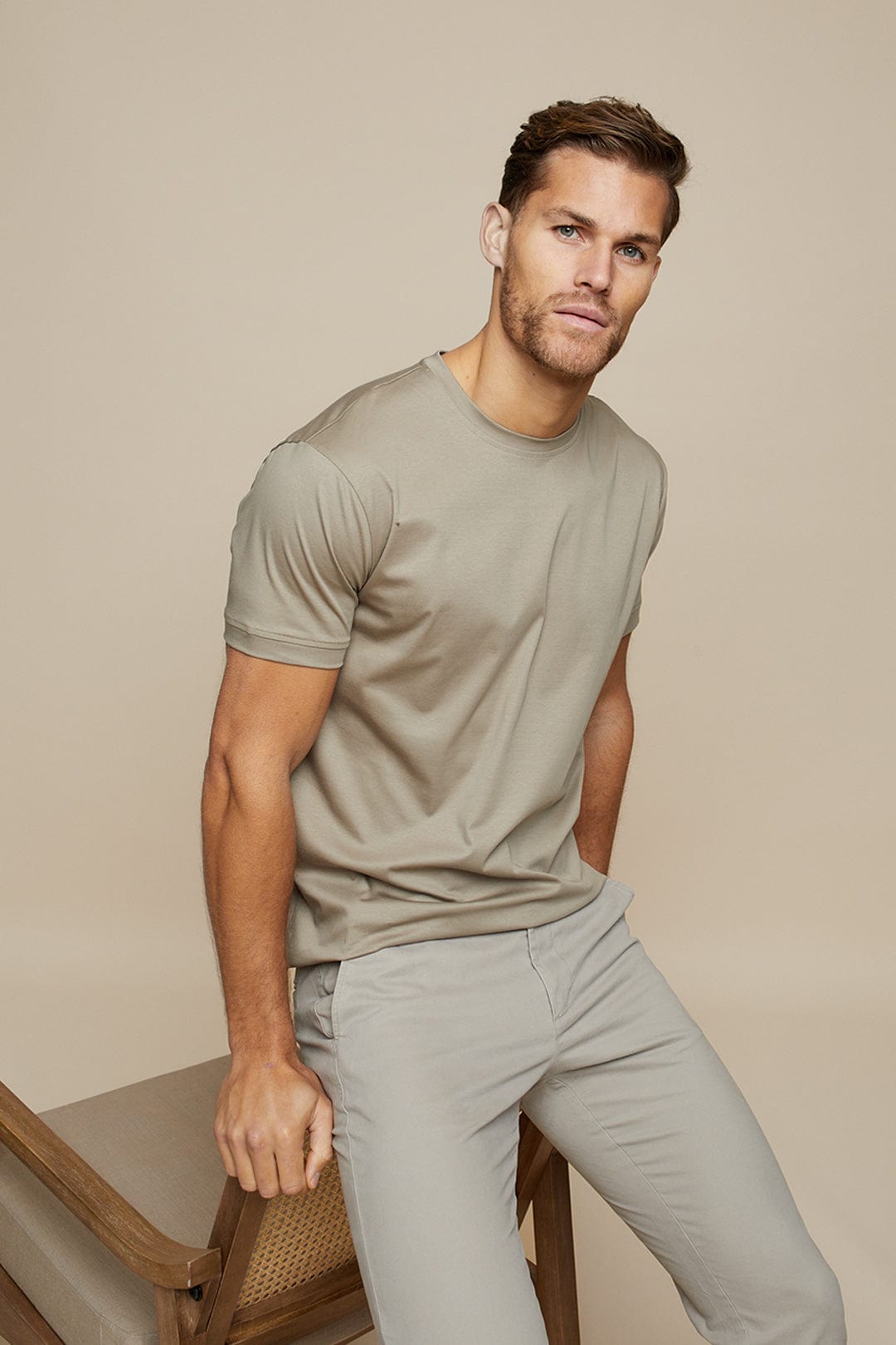 Men's Casual Round Neck T-Shirt | Short Sleeve